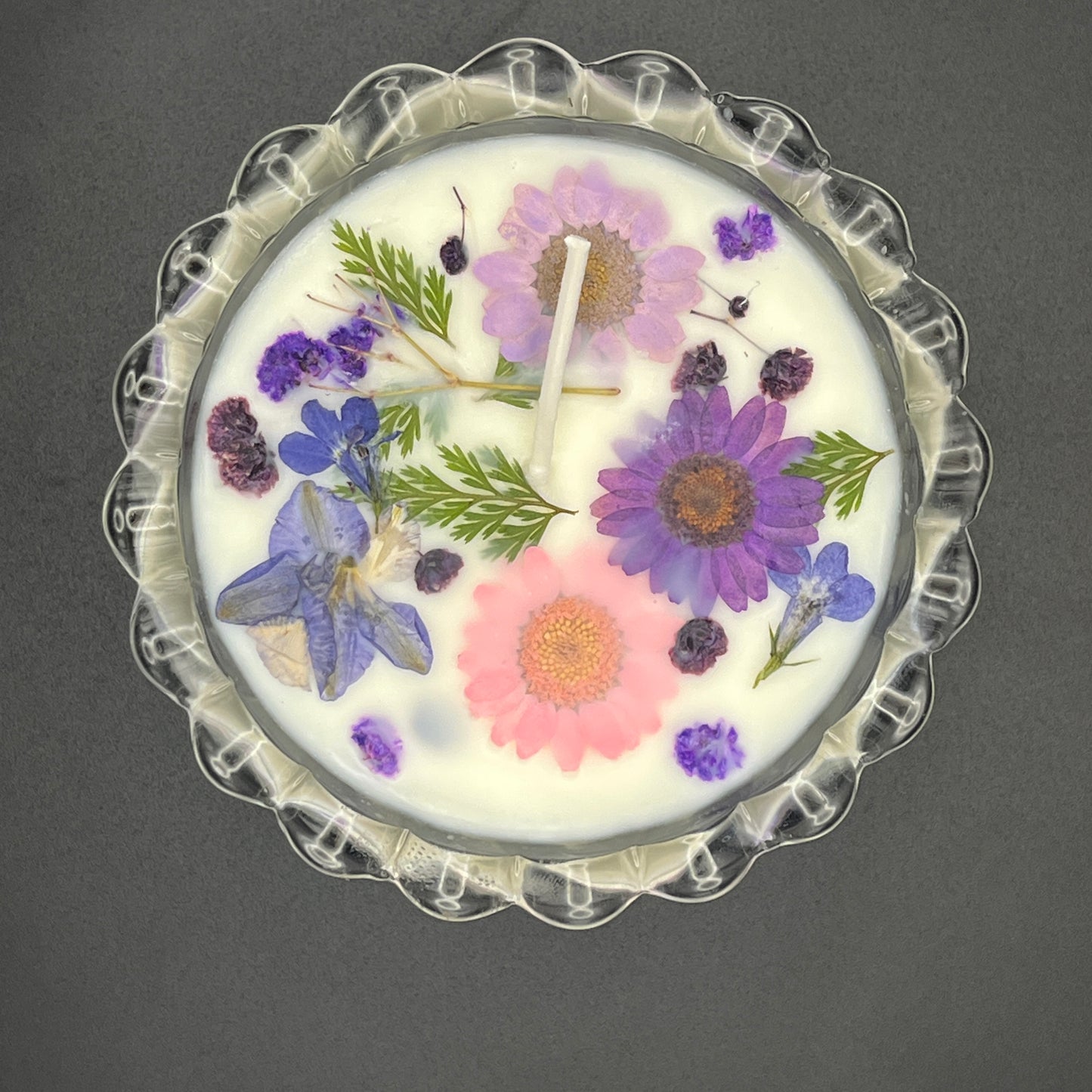 Scalloped Crystal Bowl – Spring Bloom Candle